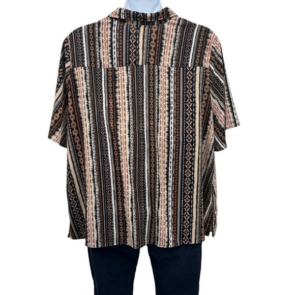 Catherines Button Down Top 3X - Picture 4 of 9